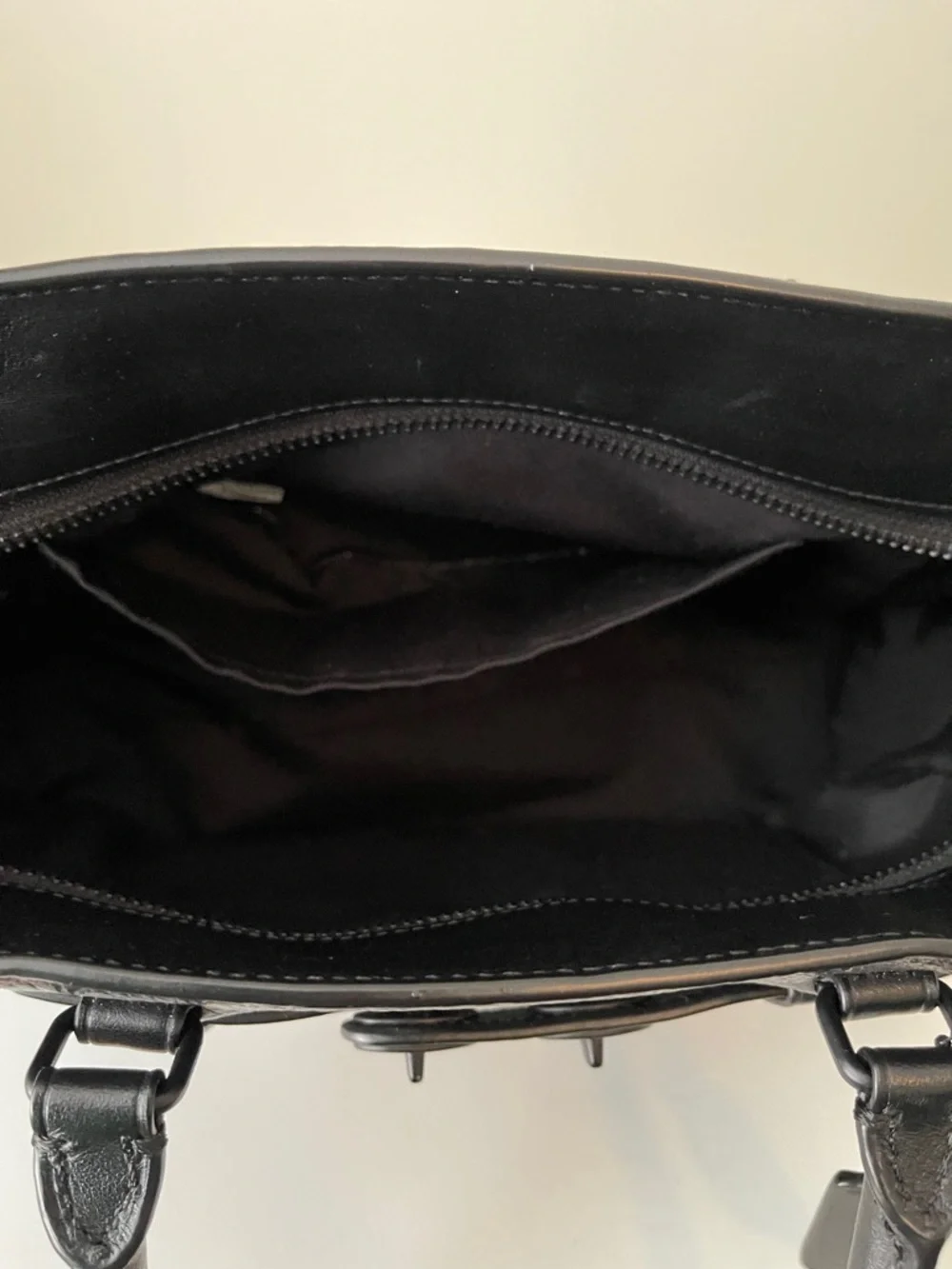 Black Leather Satchel Tote - Picture 4 of 10